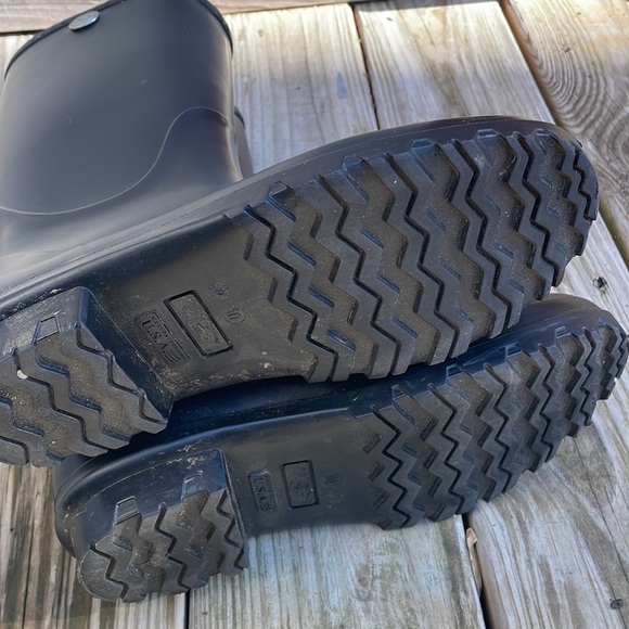 EUC- UGG CLASSIC SHELBY BLACK RUBBER SNOW/ RAINBOOTS US 10/ EU 41 / UK 8 - Picture 7 of 12